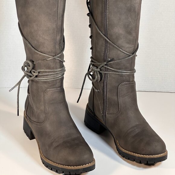 LADIES SIZE 8 GRAY BOOTS - Picture 2 of 16